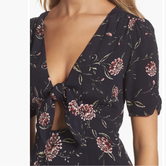 Bardot Tie Front Floral Dress - Picture 4 of 12